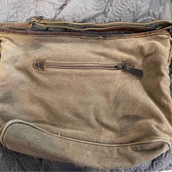 Myra Bag - Picture 6 of 7